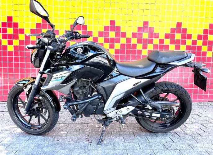 Fazer 250 Zerada