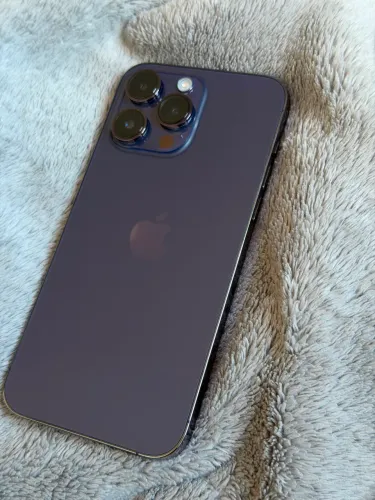 iPhone 14 Pro Max Roxo