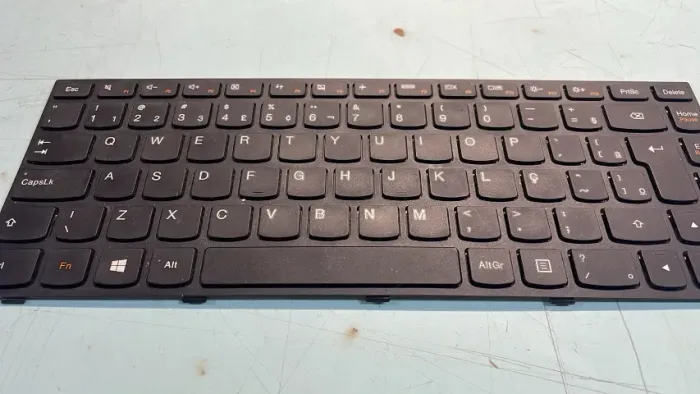 Teclado para Notebook Lenovo Part Number 25214555 ABNT2 Preto