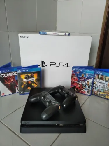 PS4 SLIN - 500GB; HDD 500gb externo; 02 controles originais Sony