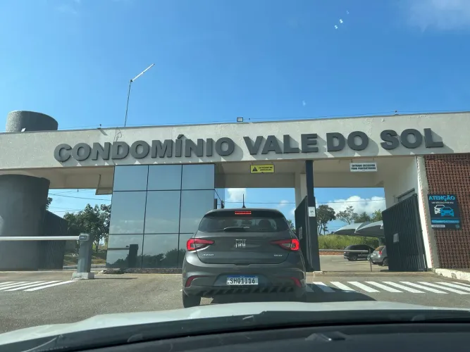 Lote em condomínio Vale do Sol