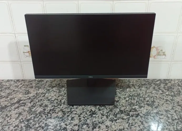 Monitor Dell - HDMI e Display Port - Base Giratório