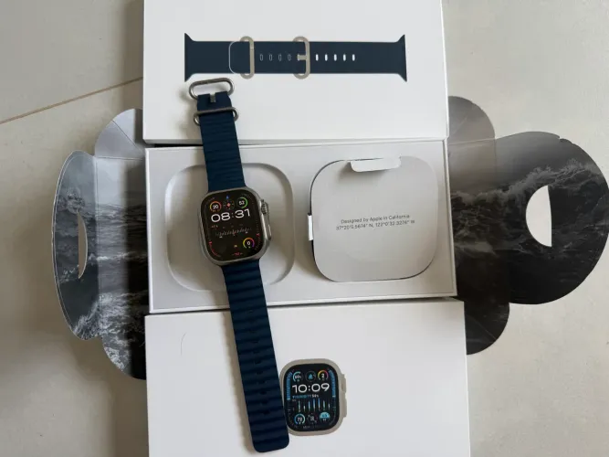 Apple Watch Ultra 2 - 49mm GPS+CEL