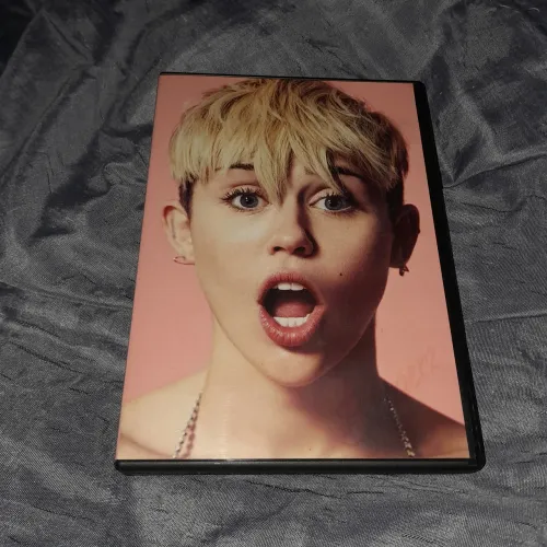 Dvd Miley cirus - Bangerz tour