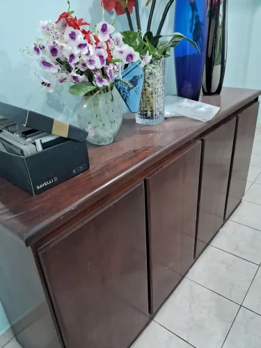 Buffet 185cm x 89 cm x 90