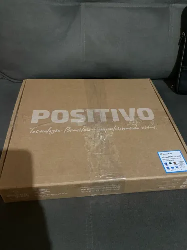 Notebook Positivo Vision C14 8GB RAM 128GB Novo
