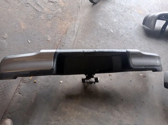 Para-choque traseiro Hilux 2026 zero original