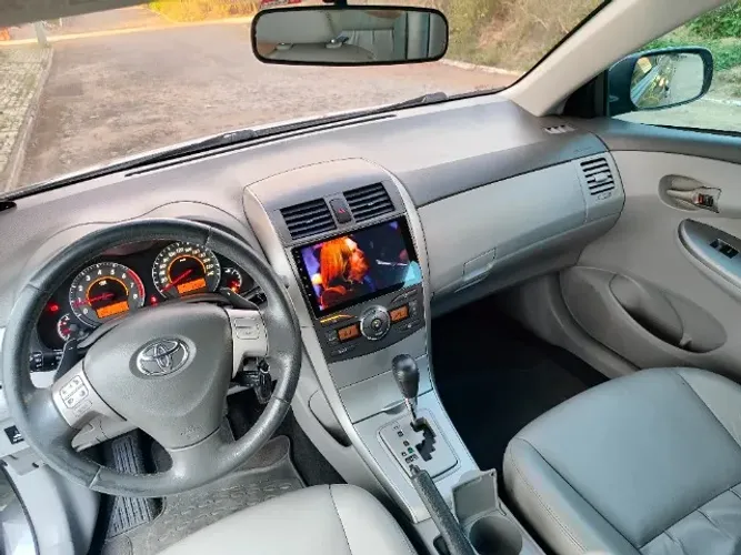 Toyota Corolla XEI 2.0 Flex 16V Aut. 2011
