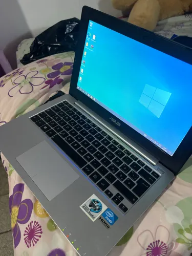 Notebook Asus Vivobook x202E