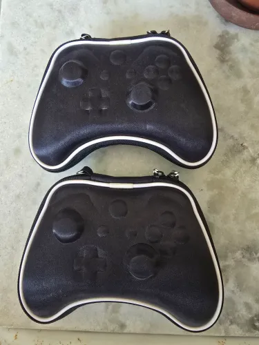 Case para controle de xbox serie s/x valor das duas unidades.