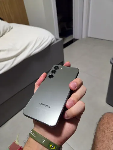 Samsung Galaxy S23 seminovo