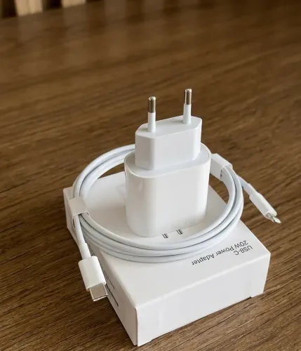 Carregador Turbo 20W USB-C - Novo na Caixa