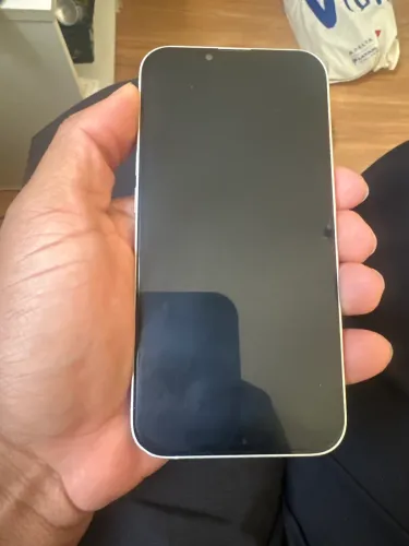 Celular iPhone 13
