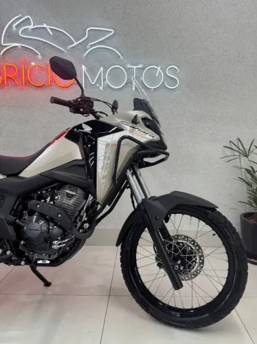 XRE 300 SAHARA, ANO 2025/2026!! FINANCIAMENTO EM ATÉ 48X