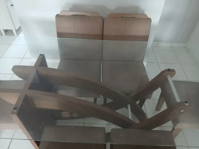 Mesa de vidro 6 cadeiras R$ 950,00