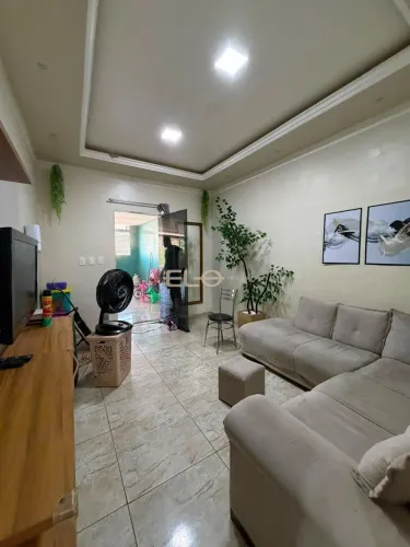 Casa | 250 m2 | Nova Esperança