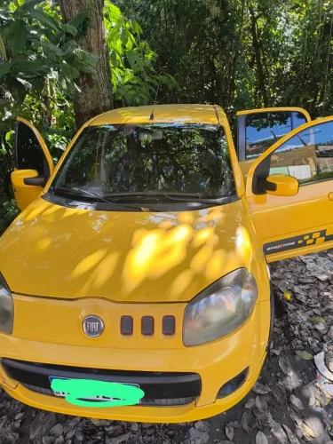 Fiat Uno Sporting 1.4 EVO Fire Flex 8V 4P 2012