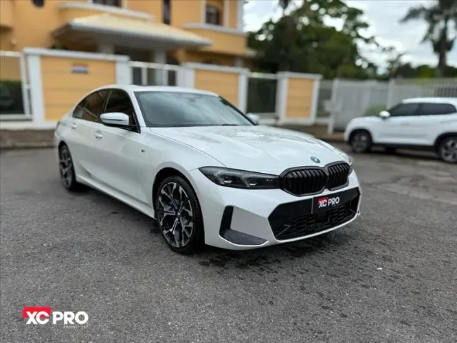 BMW 330E M Sport 2.0 Turbo Híbrido AU 2025