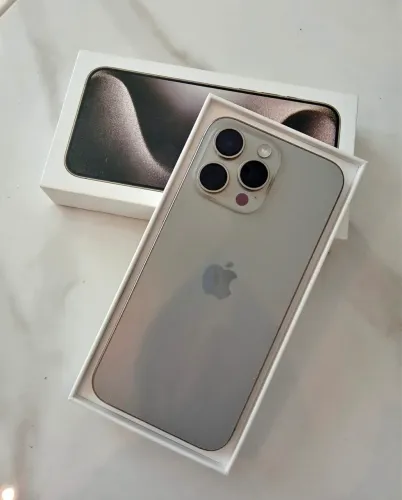 iPhone 15 PRO MAX - 256GB (IMPECÁVEL)