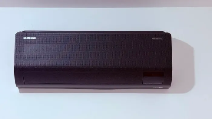 Vendo Ar condicionado Split Inverter 12000 BTUs Samsung WindFree Black Quente e Frio