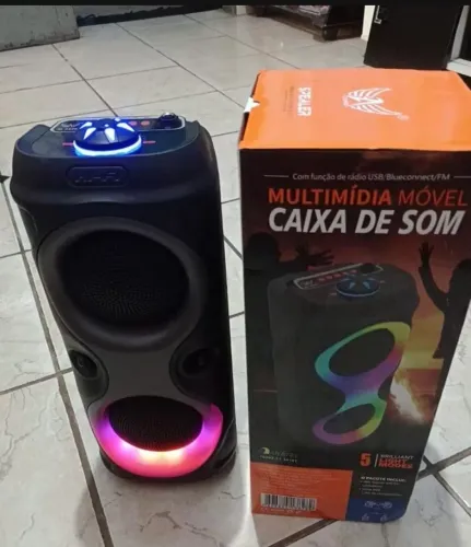 VENDE SE caixa de som nova