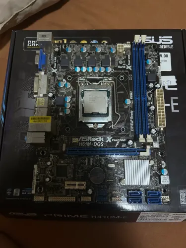 Kit Placa-mãe ASRock H61M-DGS + Intel Core i3-3220 3.30GHz LGA 1155