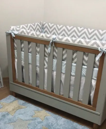Berço que vira mini cama