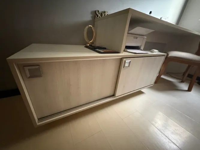 Mesa de Estudo ou Estante