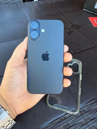 iPhone 16 128g bateria 100%