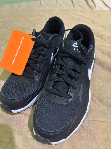 Nike air Max excee TAM 37