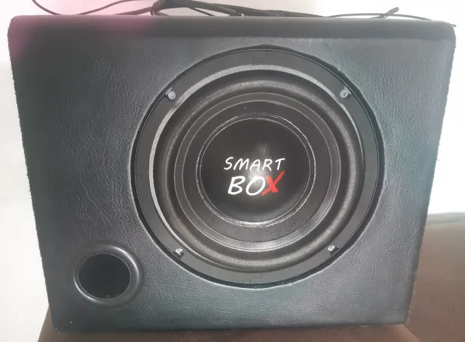 Vende se caixa de show Sub para carro