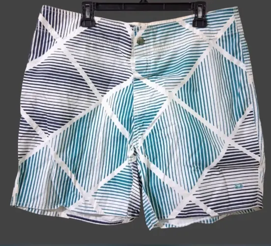 2 Bermudas Siberian uma tamanho 44 outra 46