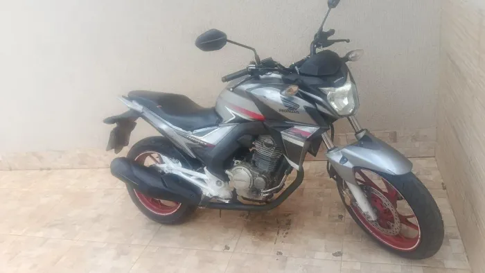 Vendo moto 