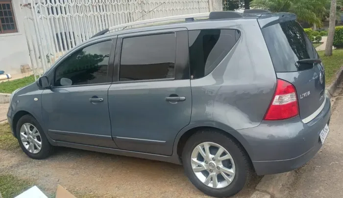 Nissan Livina S 1.8 16V Flex Fuel Aut. 2014