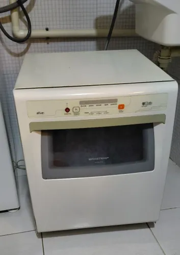 Máquina de lavar louça 8 serviço