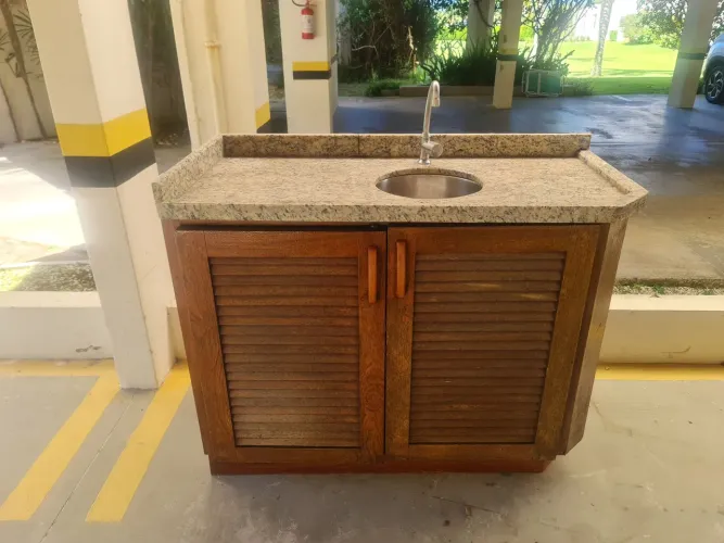 Bancada Pia Mármore com Torneira