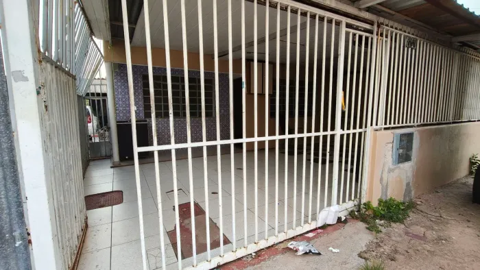 Aluga-se Casa Qsd 4 Taguatinga Sul