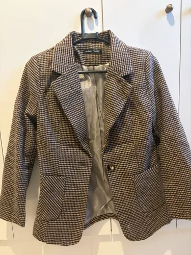 Blazer xadrez tamanho XS, marca Aveloria
