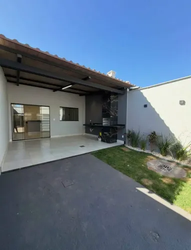 Casa Recem Reformada - Entrada de 12mil e parcelas a partir de 1.000,00