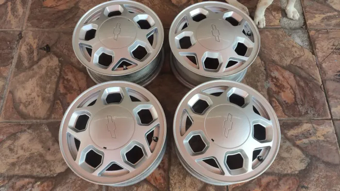 RODAS LIGA LEVE 13 MONZA KADETT CHEVETTE CORSA.NOVINHAS!