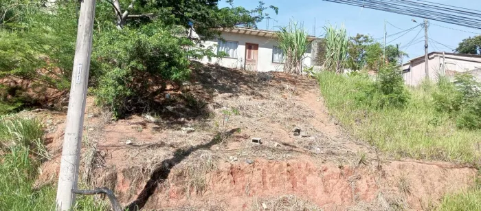 Terreno no bairro Belvedere próximo ao Centro da Serra