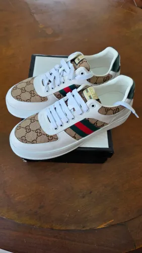 Sapato Gucci