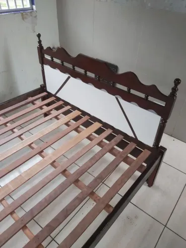 Cama casal madeira