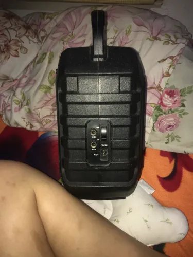 Caixinha de som Philco
