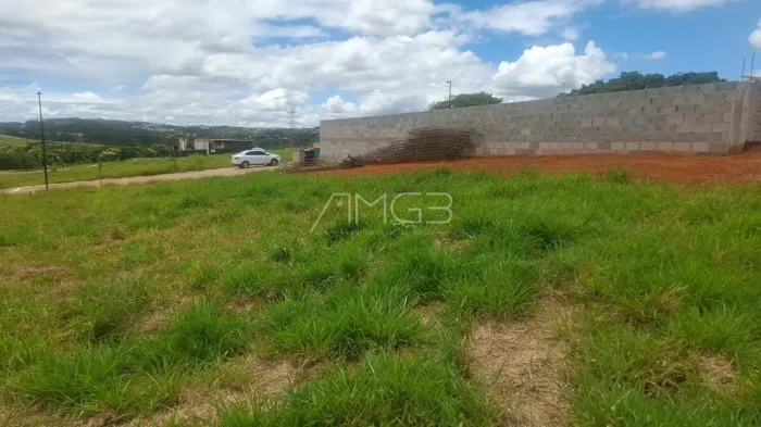 Terreno à venda em condomínio em Sousas Campinas
