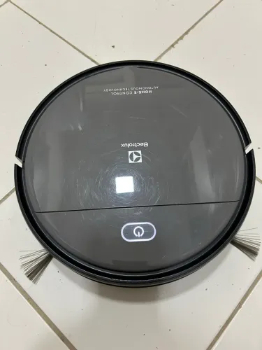 Aspirador robô Electolux erb20