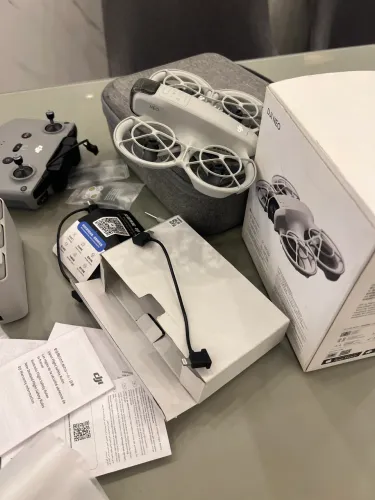 Pra vender logo drone dji neo