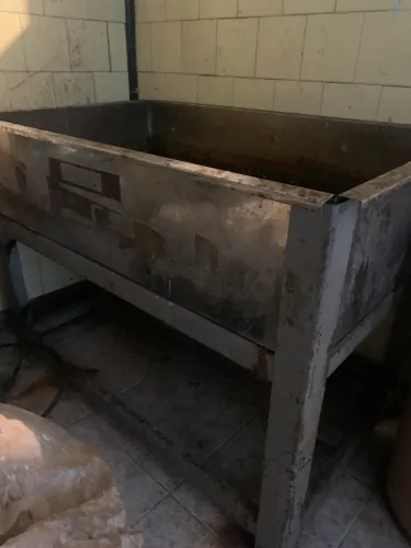 Vendo uma banho Maria industrial 