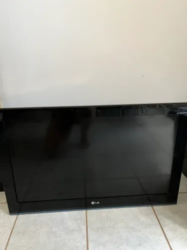 Vendo TV 32 polegadas