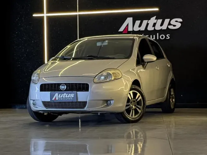 Fiat Punto Attractive 1.4 Fire Flex 8V 5P 2011
